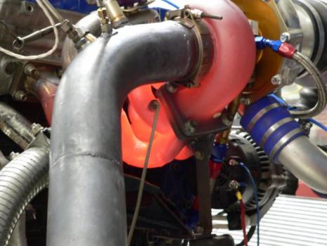 rött grenrör och turbo rött grenrör och turbo